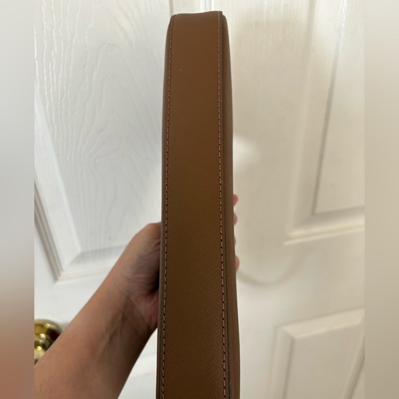 Tory Burch Emerson Shoulder Bag Saffiano Leather in Moose NWOT - Picture 8 of 8